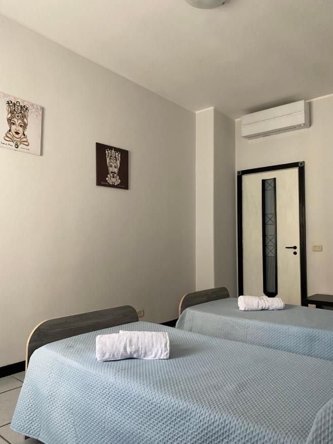 Il Girasole Apartment Catania Bagian luar foto