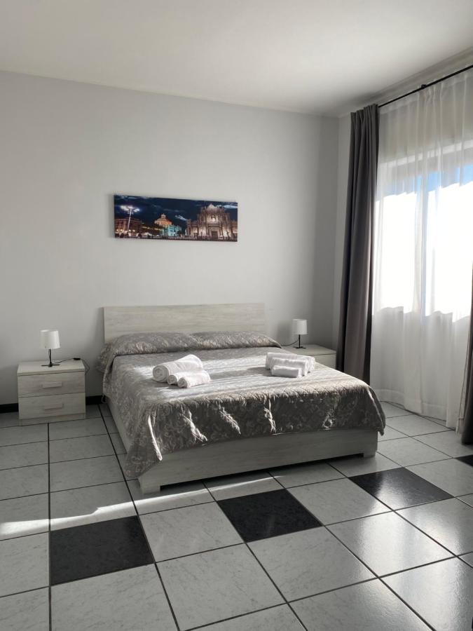 Il Girasole Apartment Catania Bagian luar foto