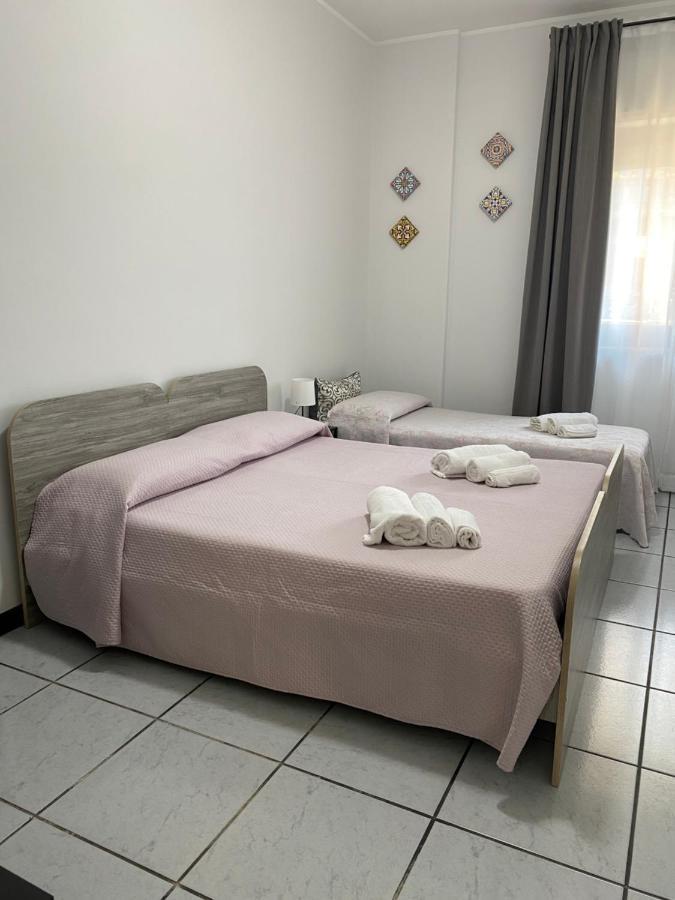 Il Girasole Apartment Catania Bagian luar foto